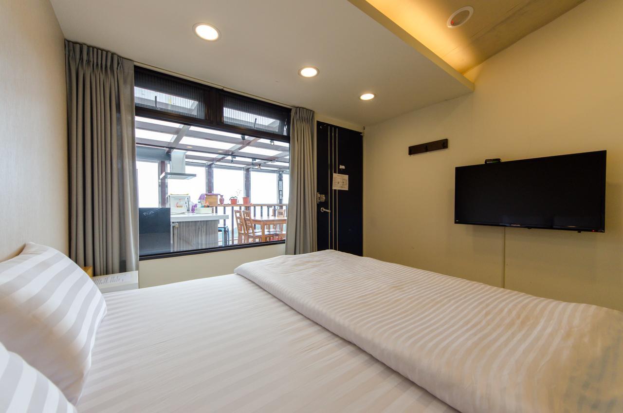 Ying Mu Home Цзюфэнь Экстерьер фото