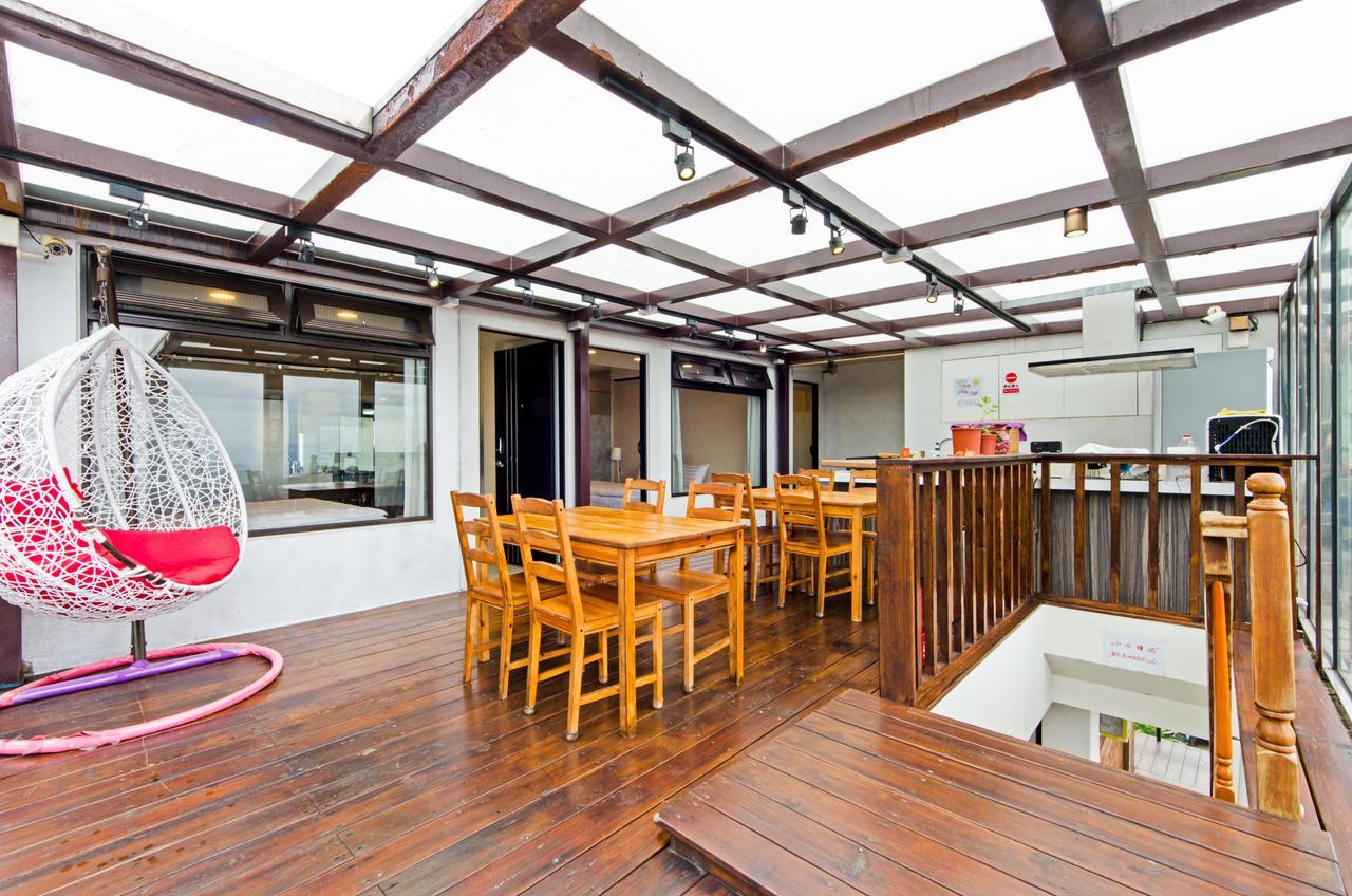 Ying Mu Home Цзюфэнь Экстерьер фото