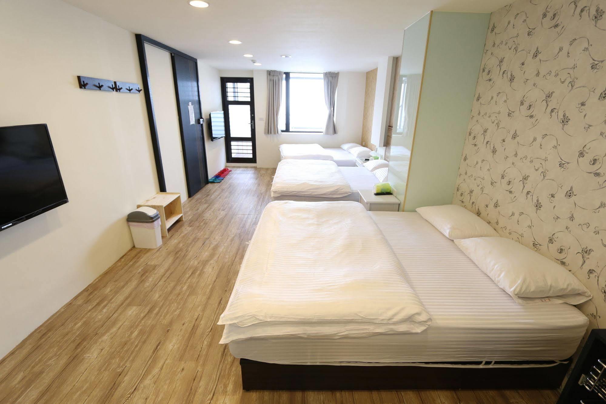 Ying Mu Home Цзюфэнь Экстерьер фото